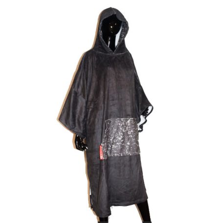 Madness Poncho Black Speckle